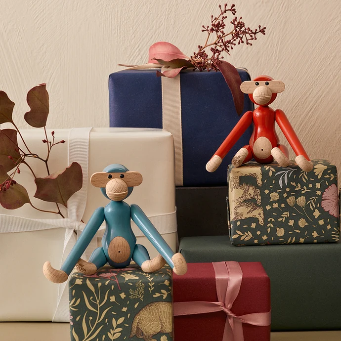 Dřevěná opička Monkey Mini Vintage Red 9,5 cm